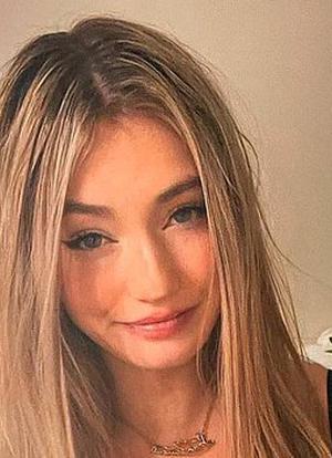 Skylar Raee