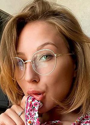 Juli Alexxx
