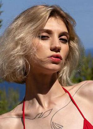 Molly Devon