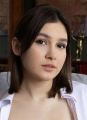 Ellie Luna