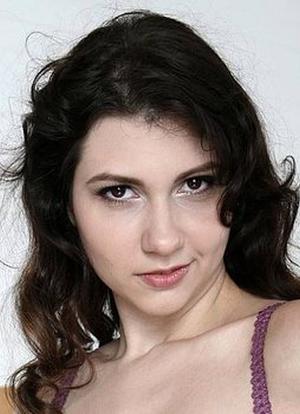 Lina Neznakomka
