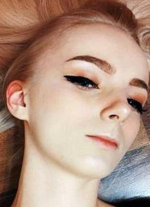 Teen Anna