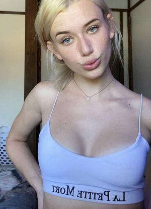 Britni Kitten